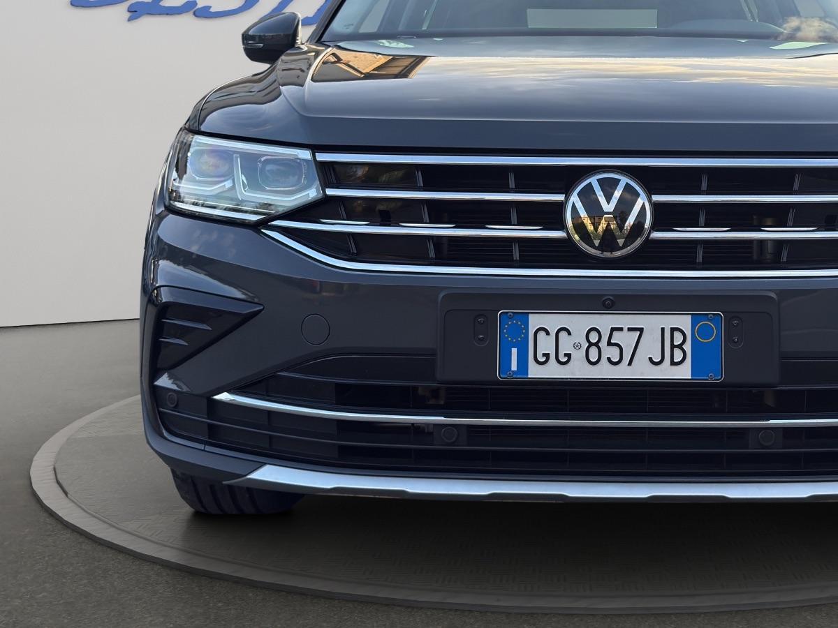 VOLKSWAGEN - Tiguan 2.0 tdi scr Elegance 150cv dsg