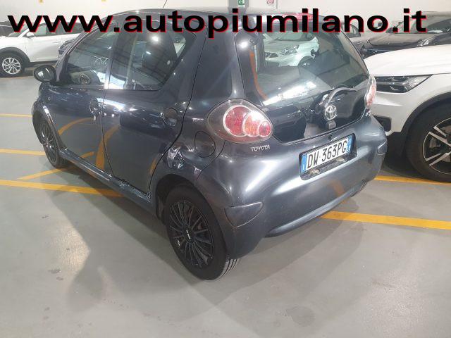 TOYOTA Aygo 1.0 12V VVT-i 5 porte OK NEOPATENTATI