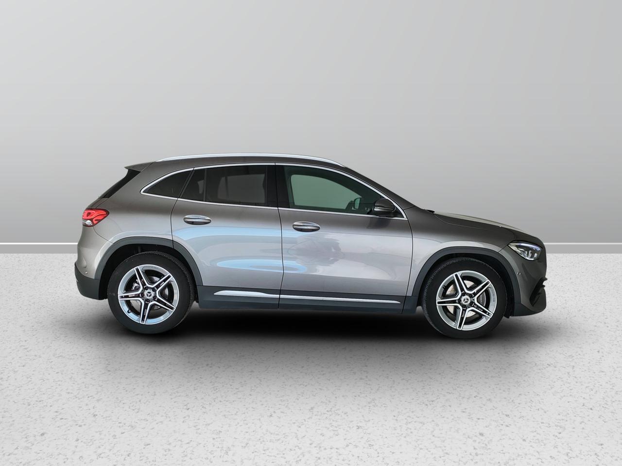 Mercedes-Benz GLA-H247 2020 - GLA 200 d Premium 4matic auto