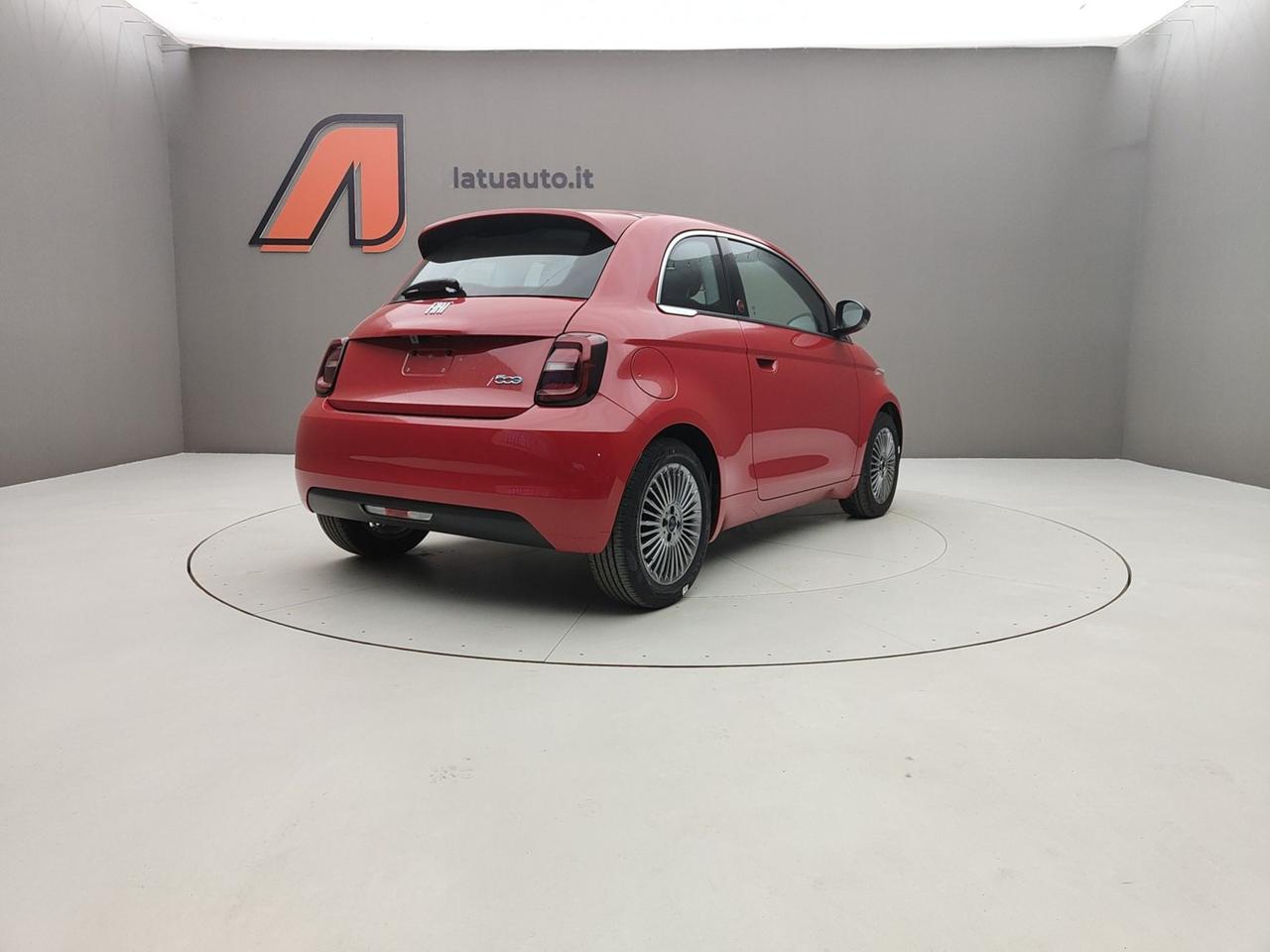 FIAT 500e 500E 95CV RED