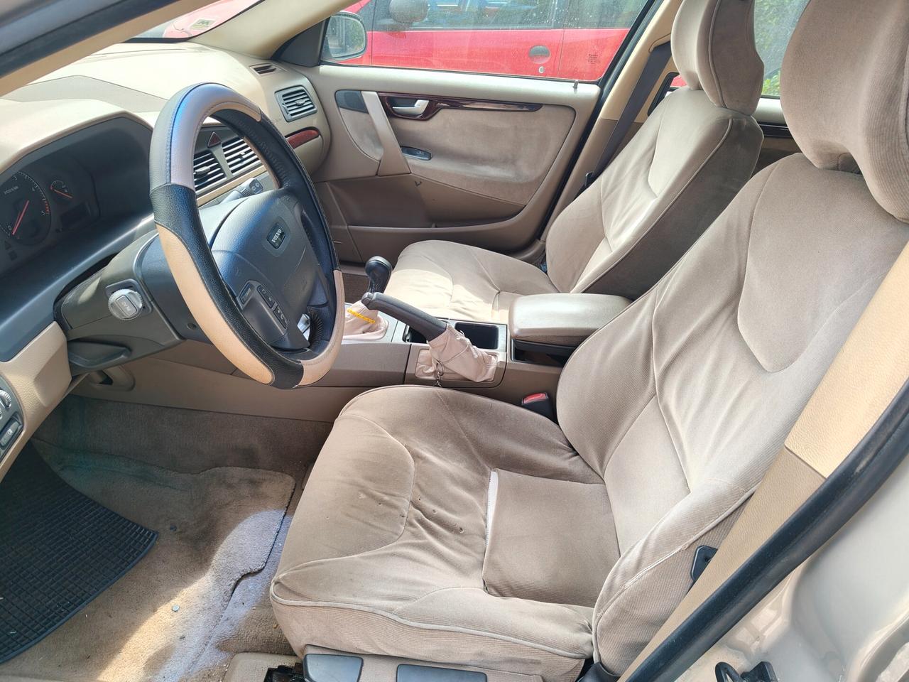 Volvo V70/XC70 V70 2.5 D cat