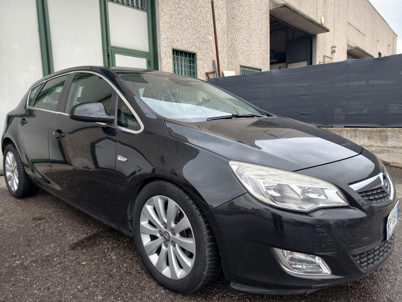 Opel Astra DIESEL COSMO 5 PORTE UNI PROPRIETARIO 2013