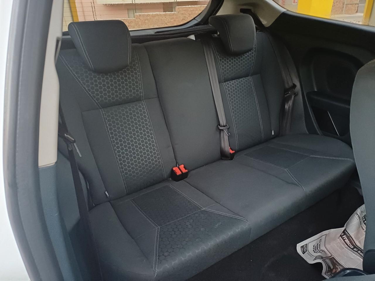 Ford Fiesta 1.4 TDCi 70CV 3 porte Titanium 2013