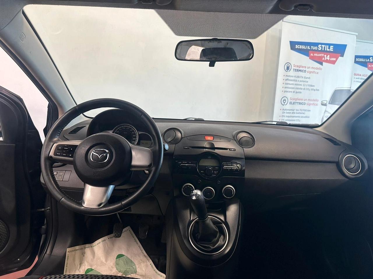 Mazda 2 1.3 16V 75CV 5p. Trendy