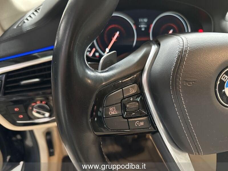 BMW Serie 5 Touring Serie 5 G31 2017 Touring Diese 520d Touring Luxury auto