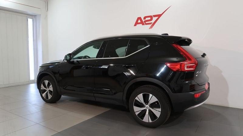 Volvo XC40 Recharge T4 Recharge Plug-in auto Essential