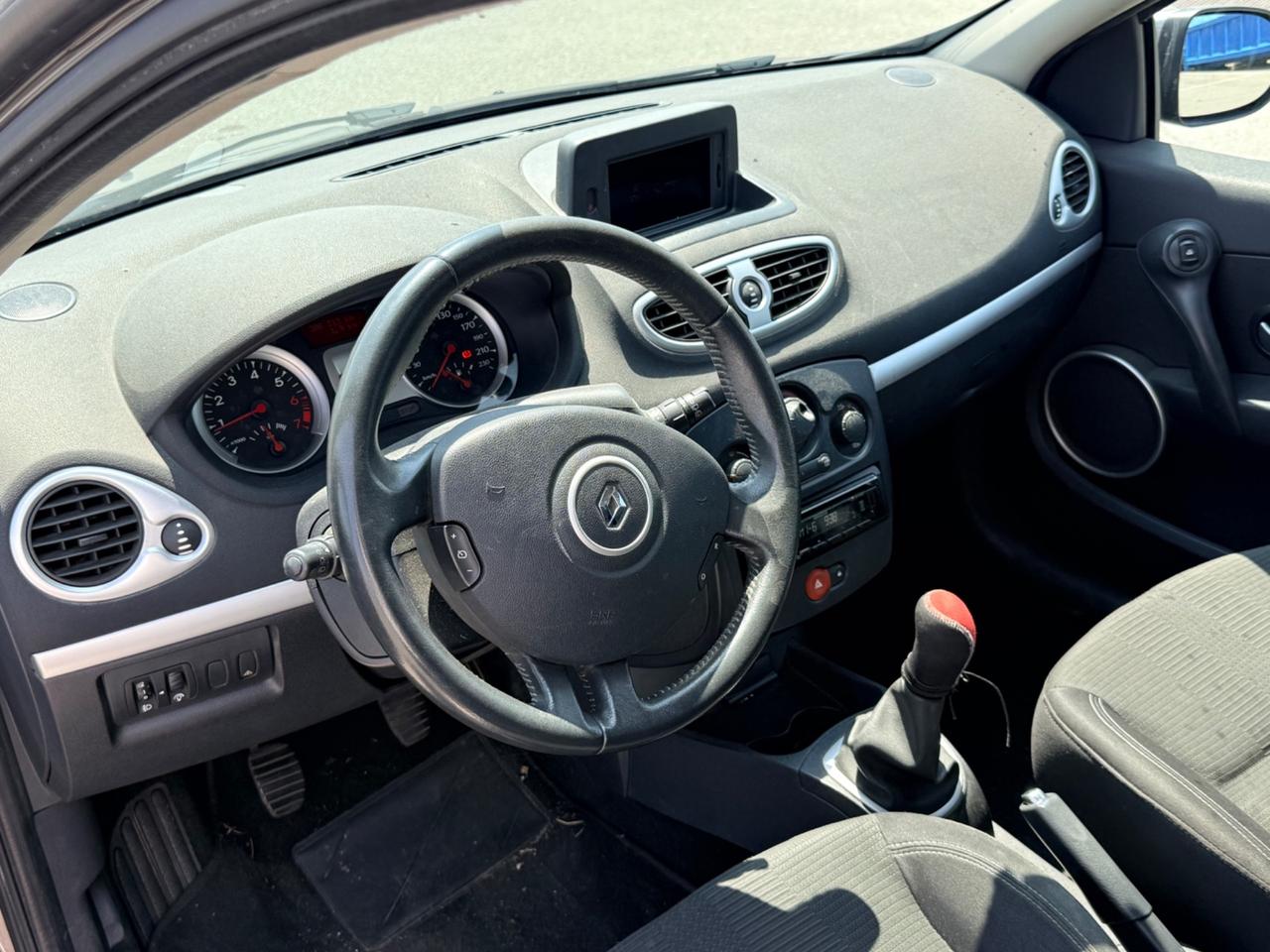 Renault Clio 1.2 benzina 55kw 75 CV