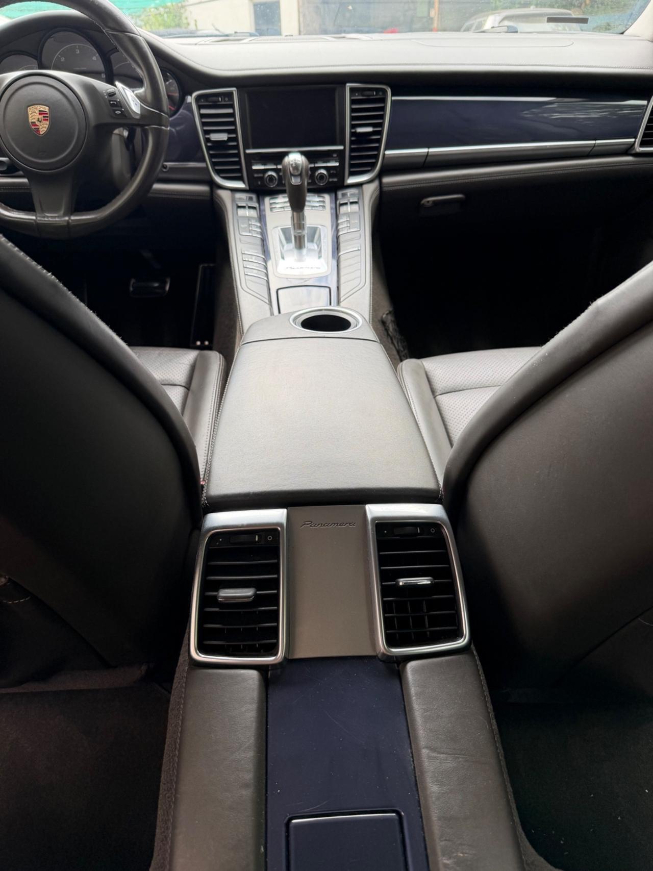Porsche Panamera 3.0 RESTYLING FULL LED