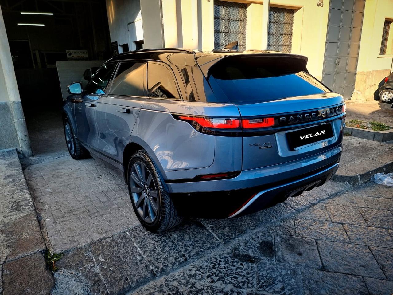 Land Rover Range Velar 2.0D I4 240 CV R-Dynamic SE