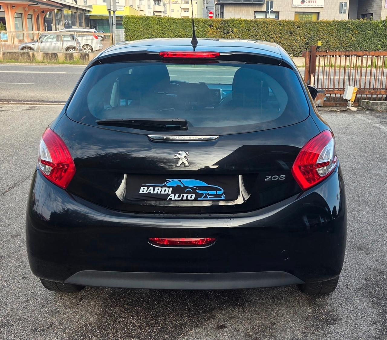Peugeot 208 1.2 82CV 5 porte Allure