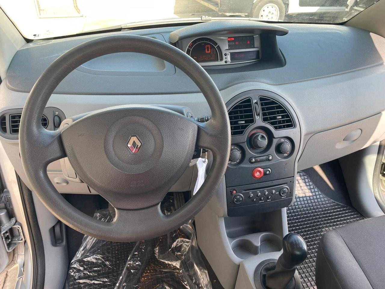 Renault Modus 1.2 16V Luxe ok neopatentati