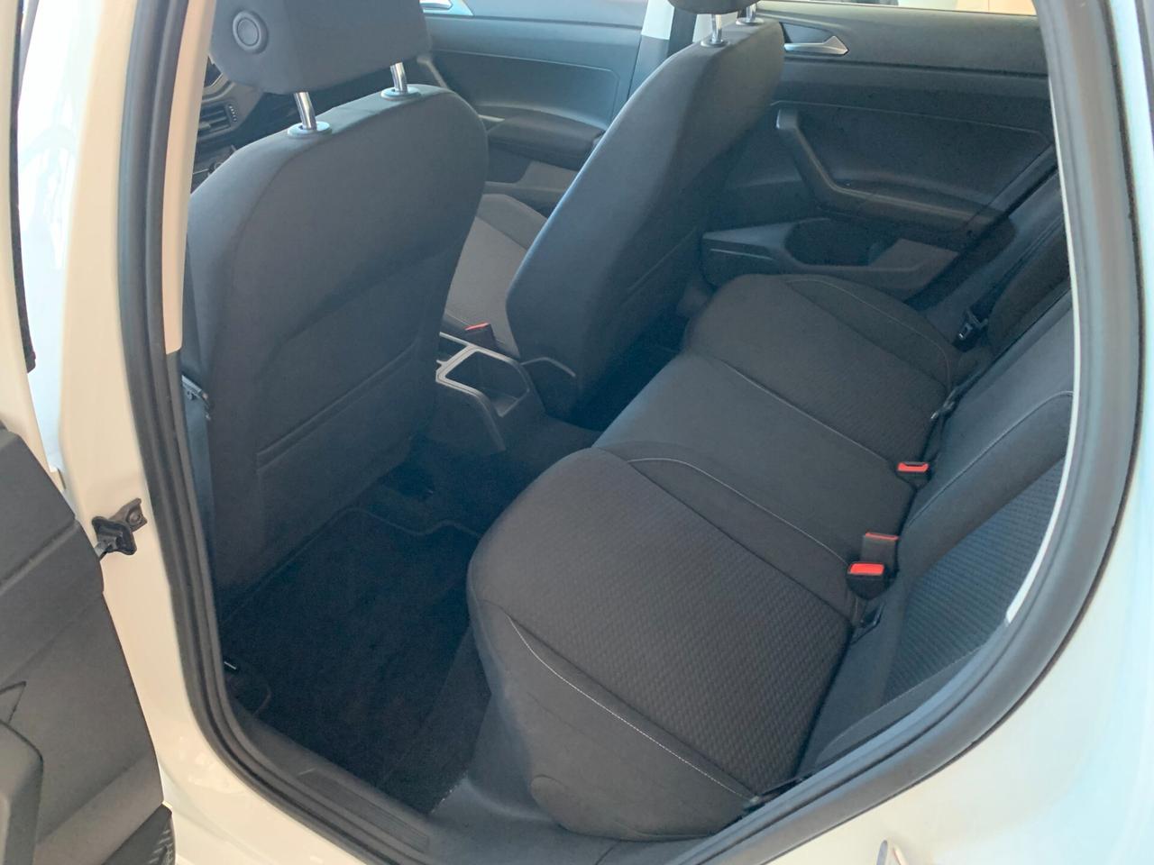 VOLKSWAGEN POLO 1.0 BENZ COMFORTLINE - OK NEOP.