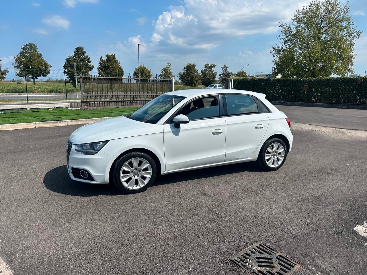 Audi A1 1.2 TFSI Ambition unico proprietario Sportback ok neopatentati 5 porte