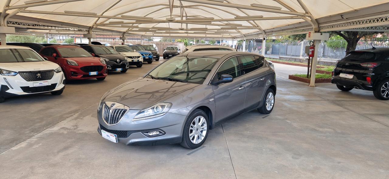 Lancia Delta 1.6 Mjt 120cv PLATINO