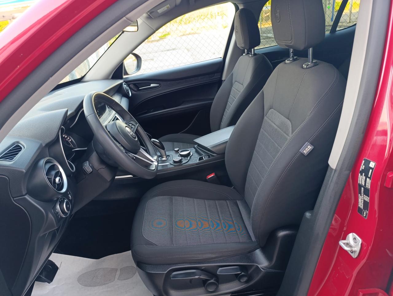 Alfa Romeo Stelvio 2.2 Turbodiesel 160 CV AT8 RWD Business