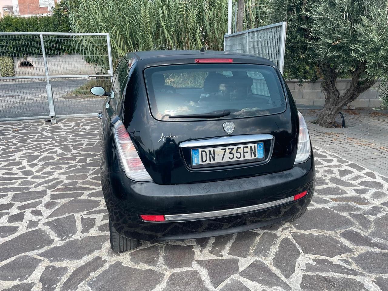 Lancia Ypsilon 1.2 Argento