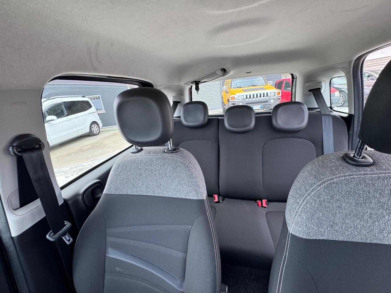 Fiat Panda 1.0 FireFly S&S Hybrid IVA ESPOSTA
