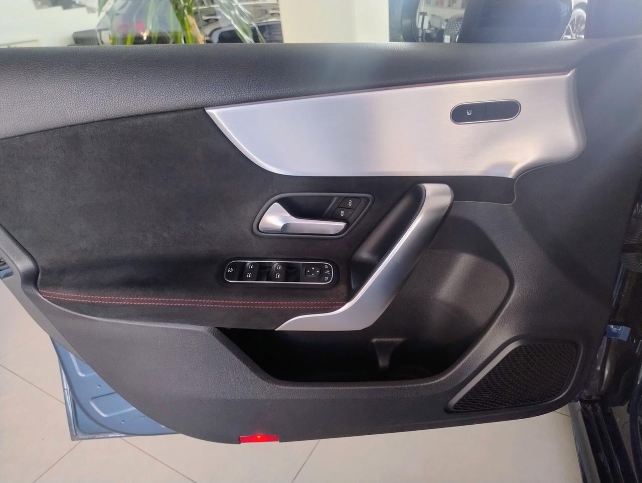 Mercedes-benz A 180 d Automatic Premium Amg-Line