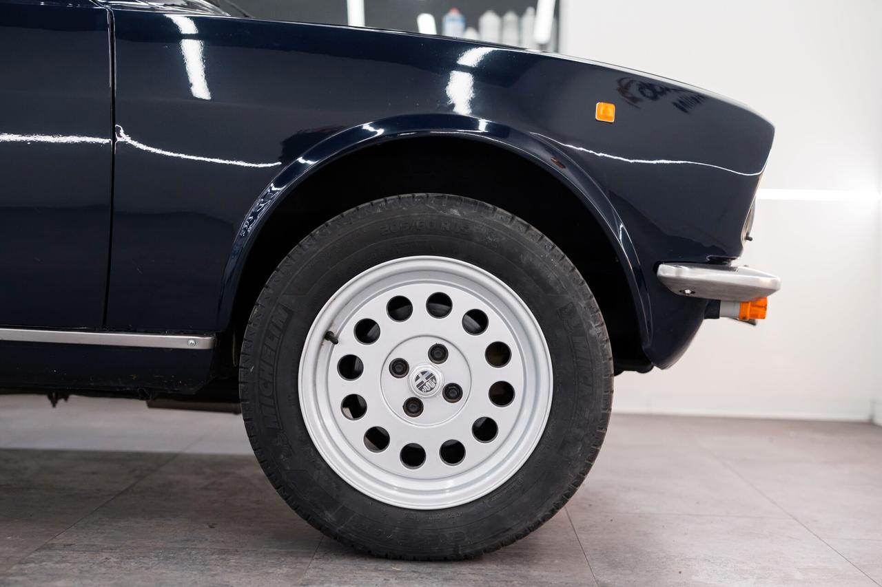 Alfa Romeo Alfetta 1.6--SCUDO STRETTO--