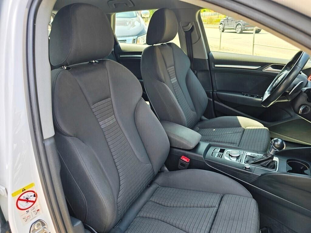 Audi A3 SPORTBACK 35 2.0 TDI 150CV S TRONIC Design