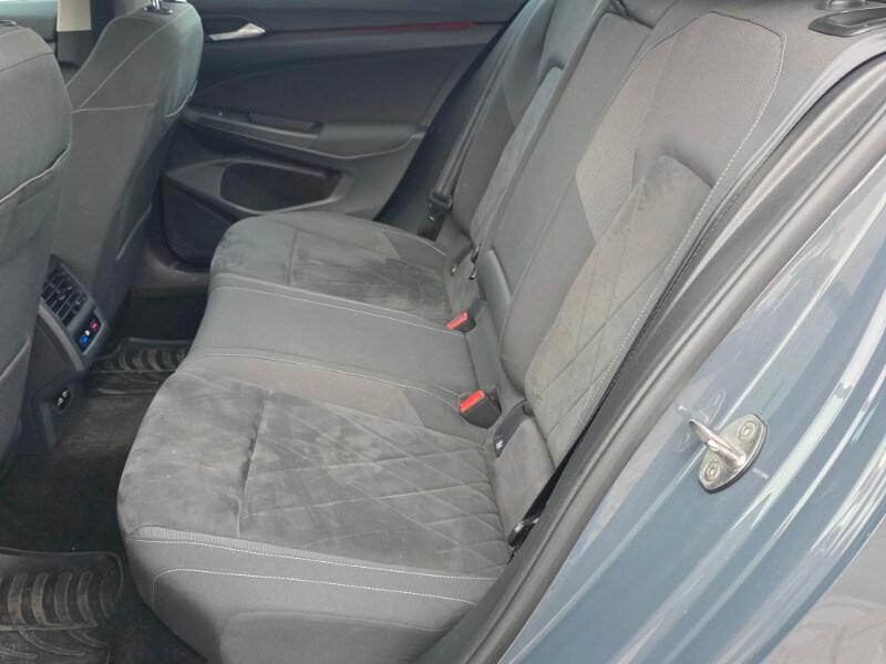 VOLKSWAGEN Golf 8ª serie Golf 1.5 TGI DSG Style