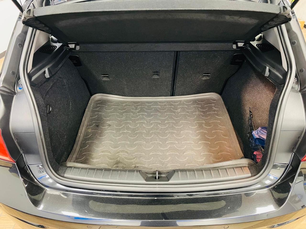 Bmw 118d - 150 cv Automatica Business Advantage