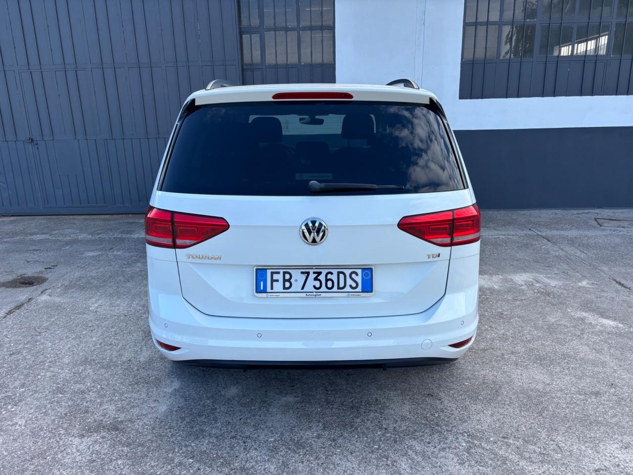 Volkswagen Touran 1.6 TDI. 7 posti. Garanzia 12mesi