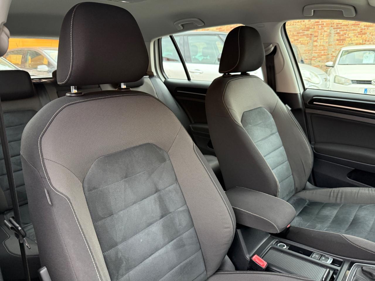 Volkswagen Golf 1.6 TDI 110 CV 5p. Executive BlueMotion Technology