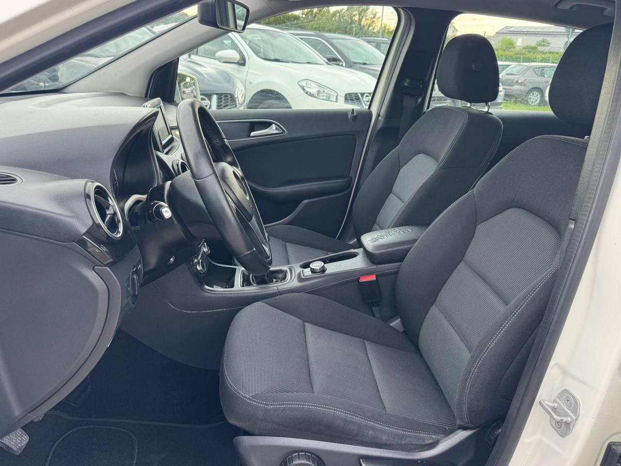 Mercedes-benz B 200 NGD Executive Gancio Traino