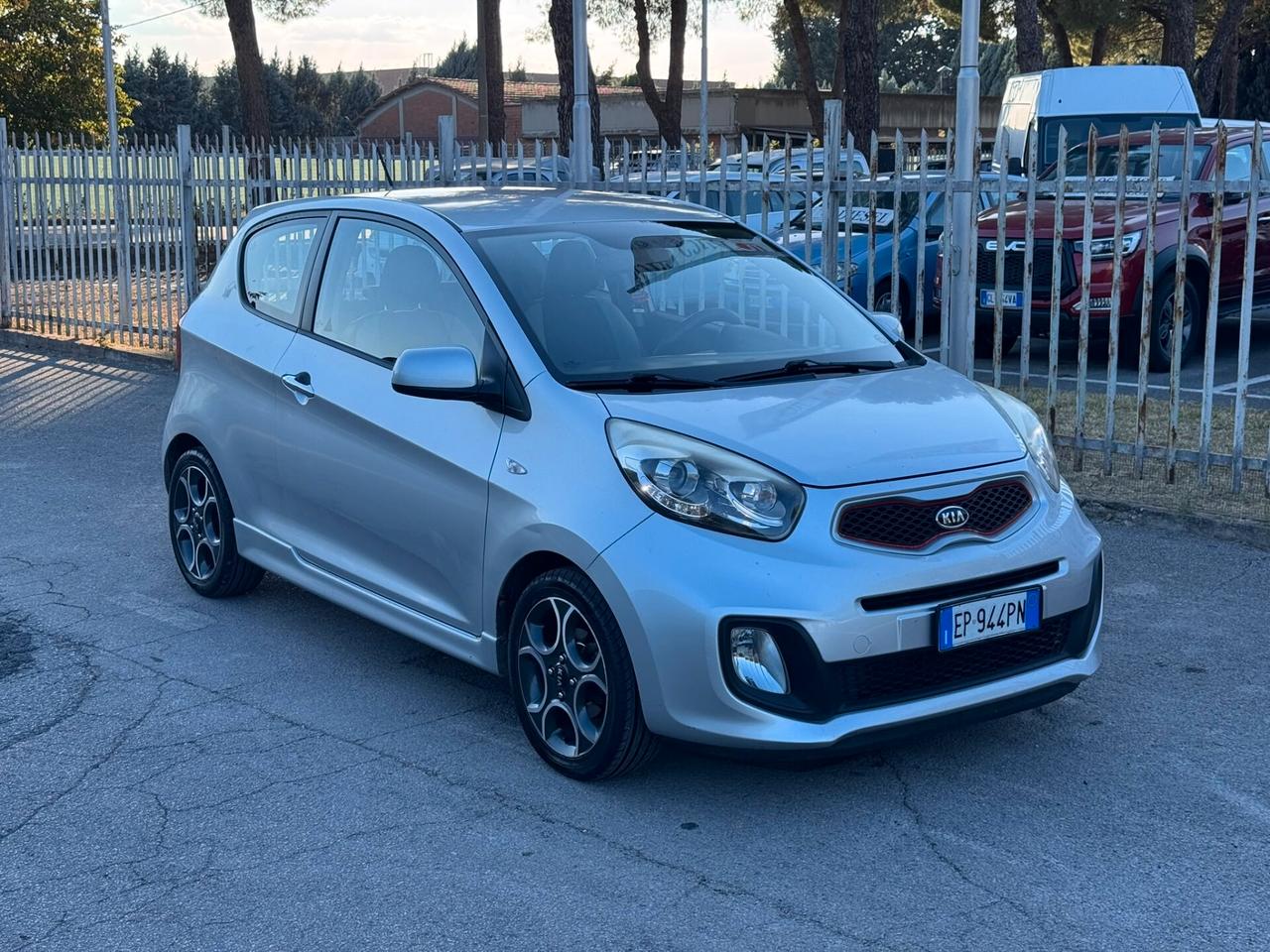 Kia Picanto 1.0 12V 3 porte Urban