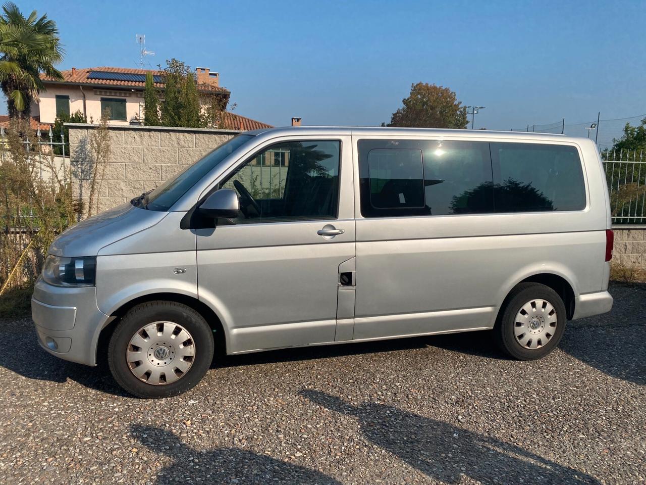 Volkswagen Caravelle 2.0 TDI 150CV PC Comfortline ANNO 2010