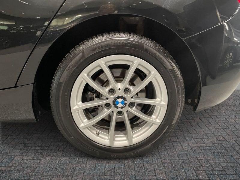 BMW Serie 1 118d Business 5p auto