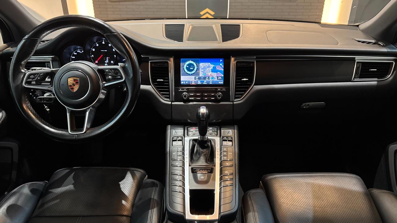 Porsche Macan 2.0 252CV - 2018