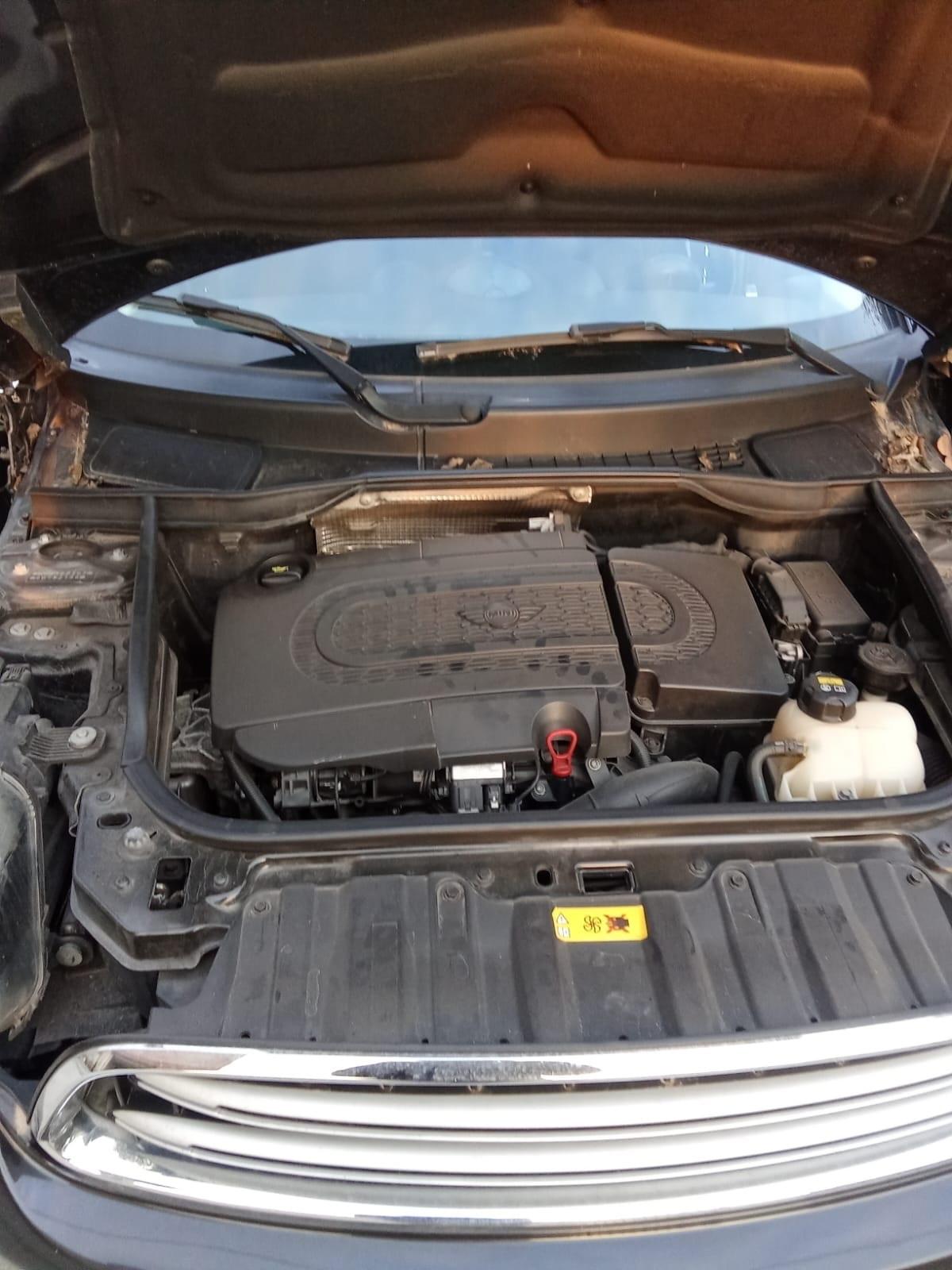 Peugeot 208 BlueHDi 100 5 porte Allure