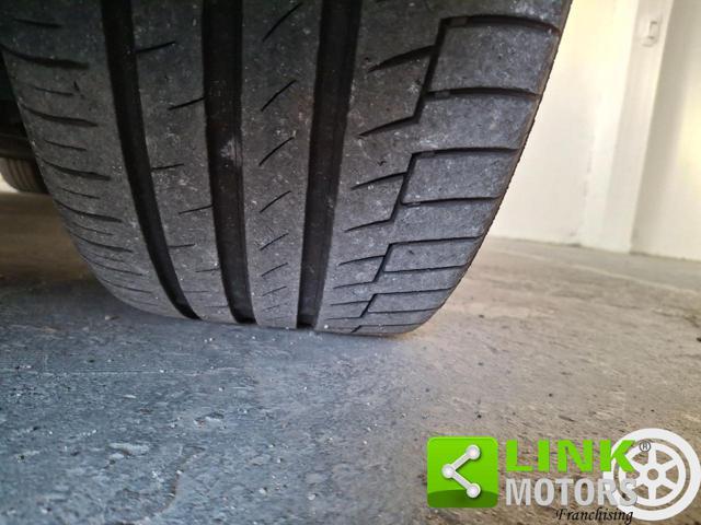 VOLKSWAGEN Golf 1.6 TDI 110CV Highline BlueMotion GARANZIA INCLUSA