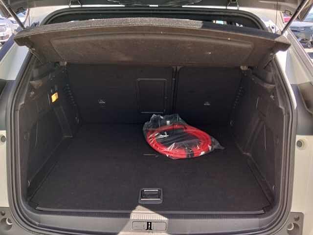 Peugeot 3008 Hybrid 180 e-EAT8 Active Pack