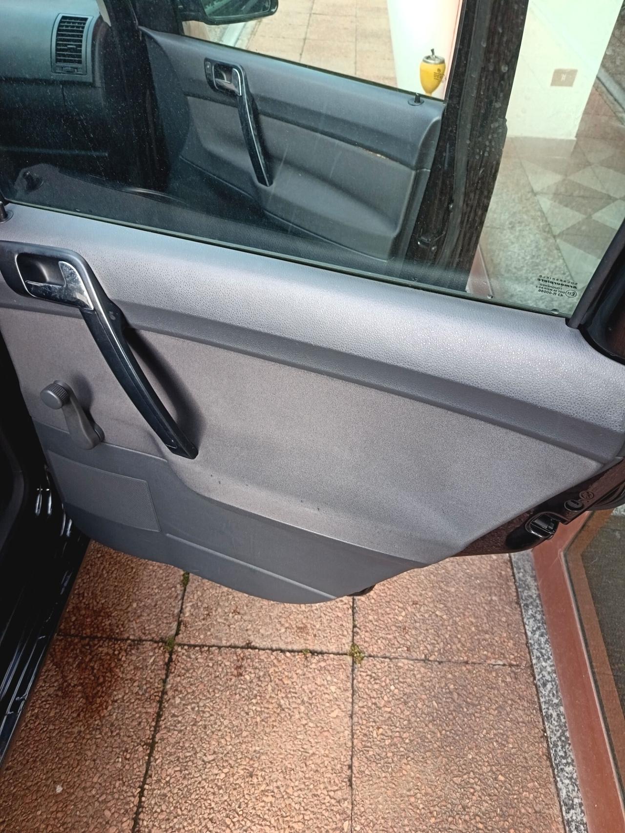 Volkswagen Polo 1.2/64CV 12V 5p. Comfortline