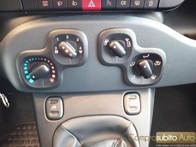 FIAT Panda 1.0 FireFly S&S Hybrid Icon km0