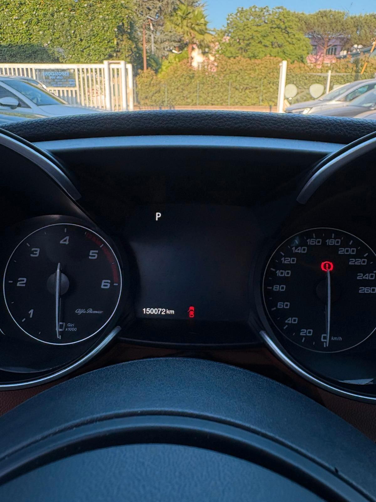 Alfa Romeo Giulia 2.2 Turbodiesel 210 CV AT8 AWD Q4 Veloce