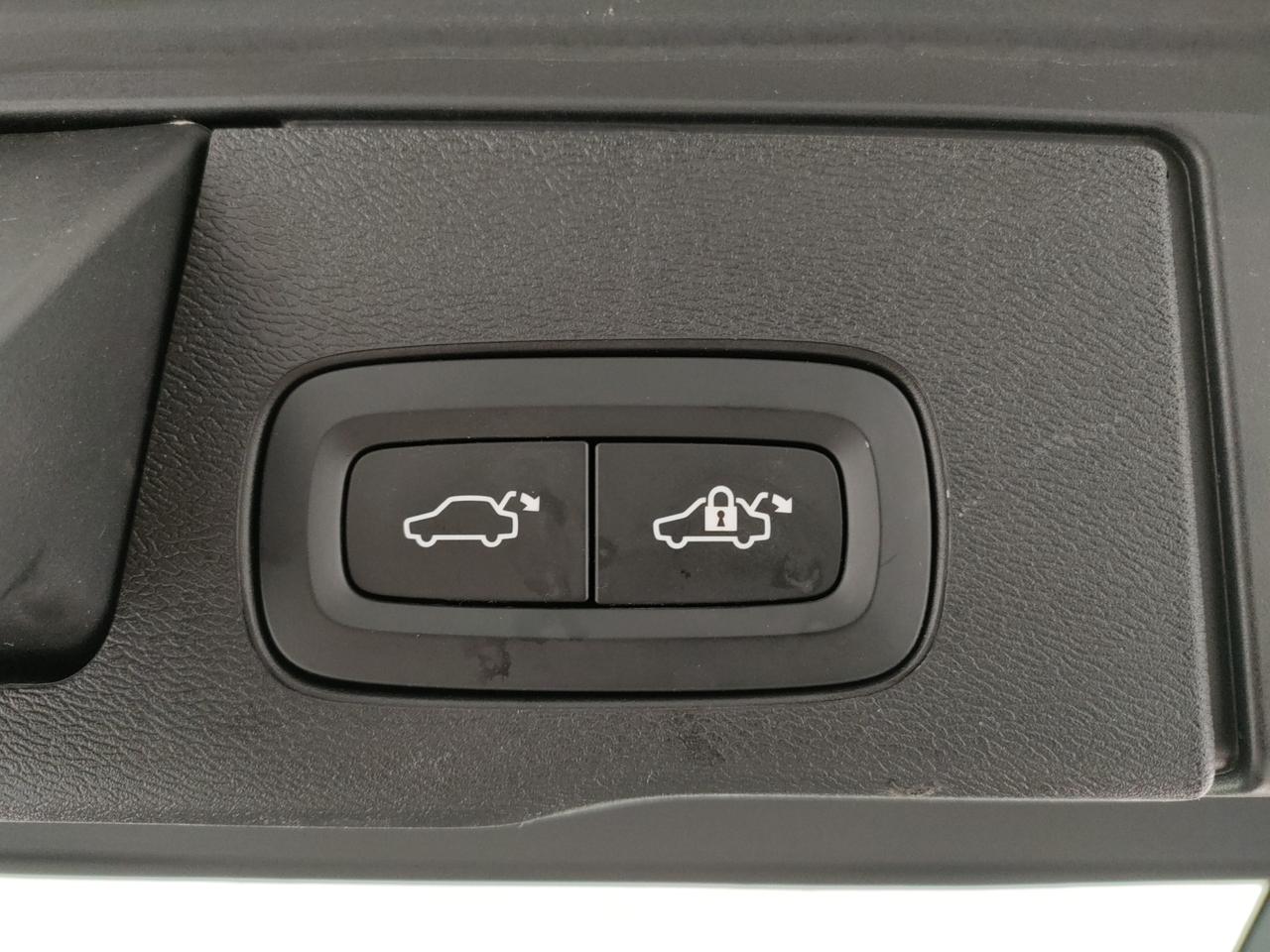 Volvo XC60 2.0 b5 Inscription awd