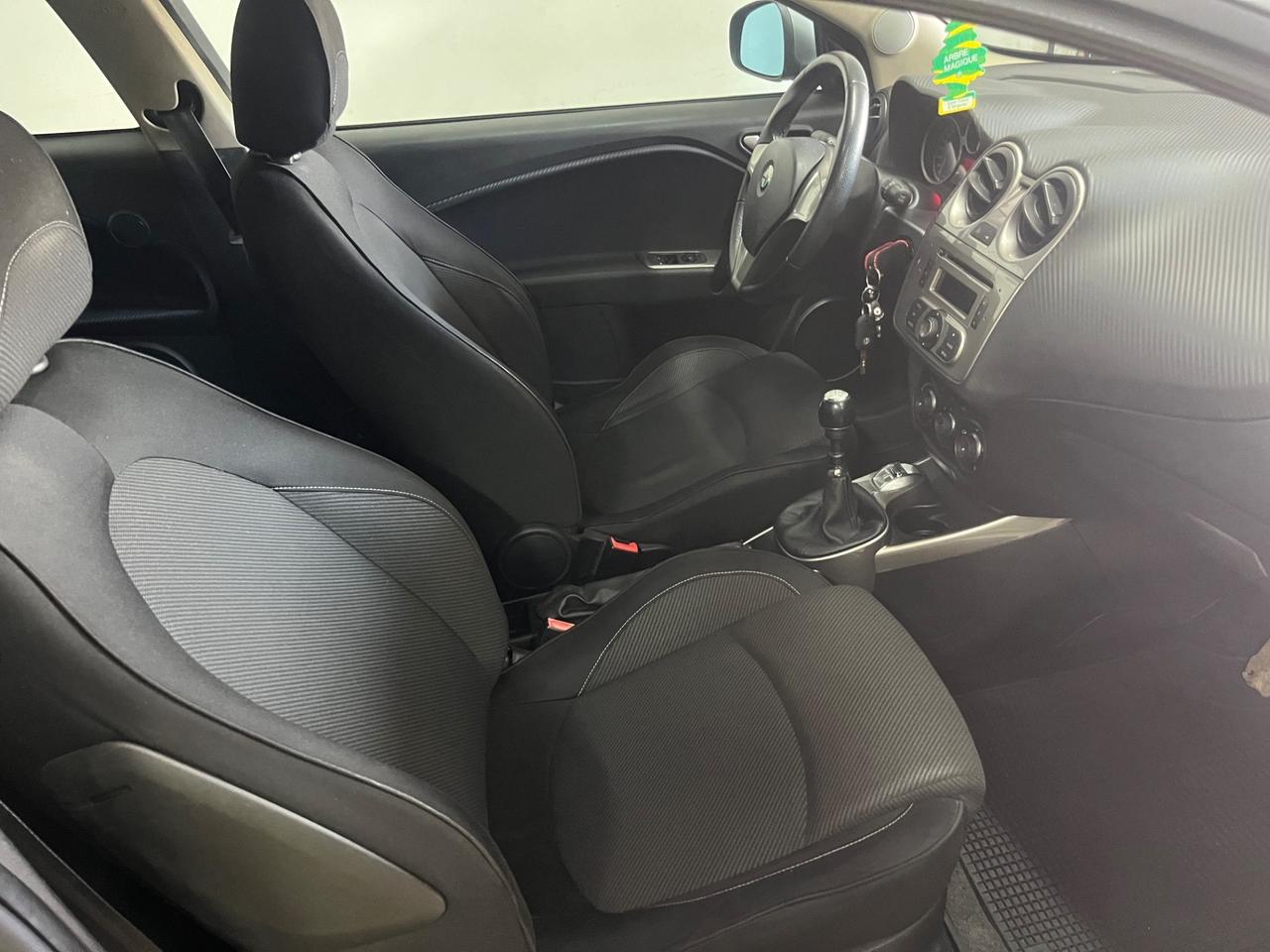Alfa Romeo MiTo 1.6 JTDm 16V Distinctive 2009