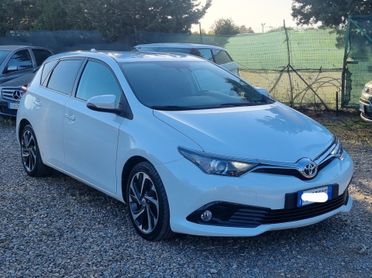 Toyota Auris 1.4 D-4D Active