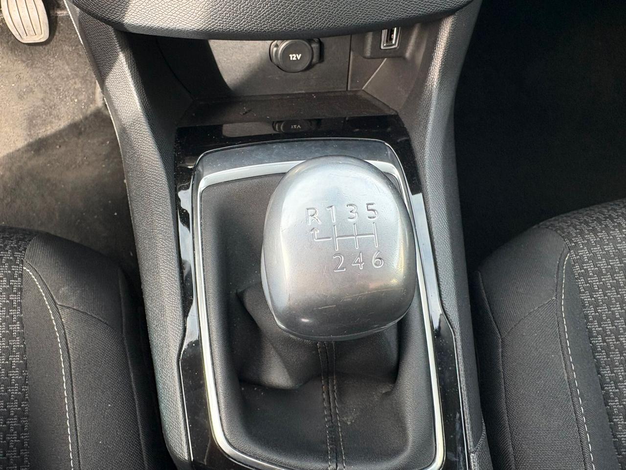 PEUGEOT 308 1.6 BLUEHDI EURO 6 – GARANZIA 12 MESI – KM CERTIFICATI