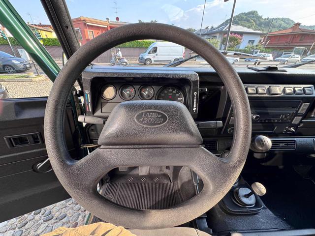 LAND ROVER Defender 90 2.5 Td5 Station Wagon E