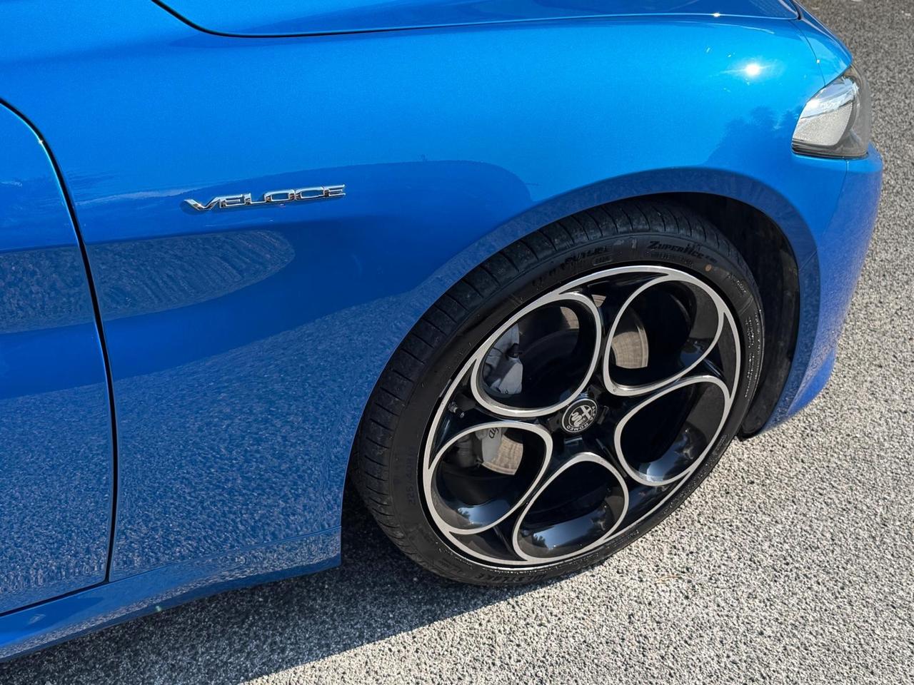 Alfa Romeo Giulia 2.2 jtdm 210CV AT8 AWD Q4 Veloce