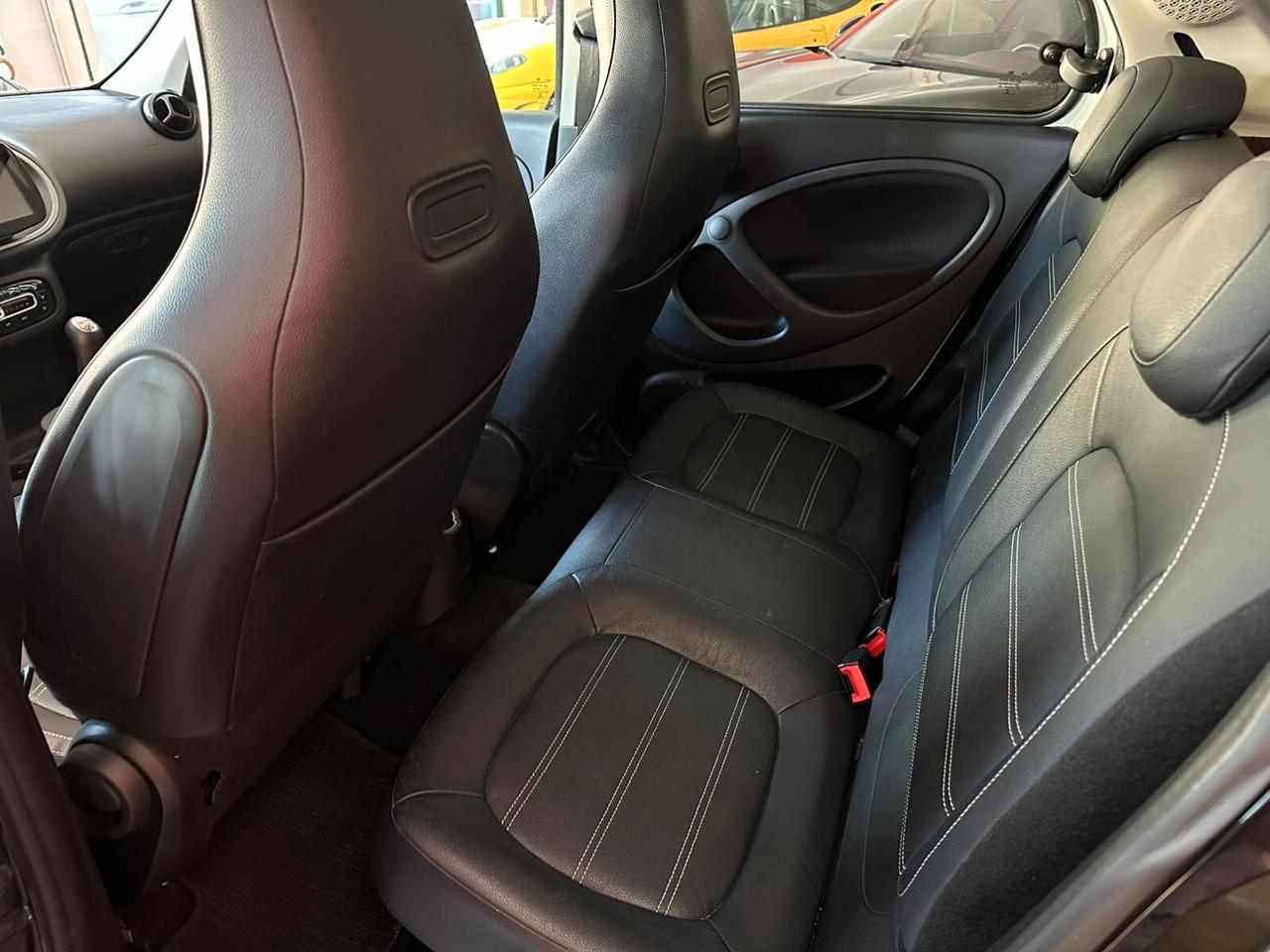 SMART FORFOUR 1.0 70cv PASSION