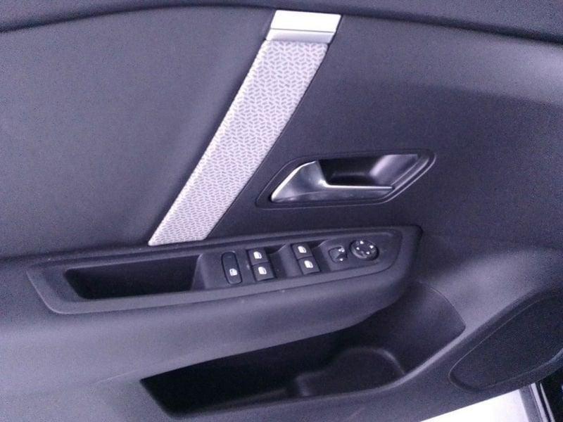 Citroën C4 1.2 puretech Plus s&s 130cv eat8