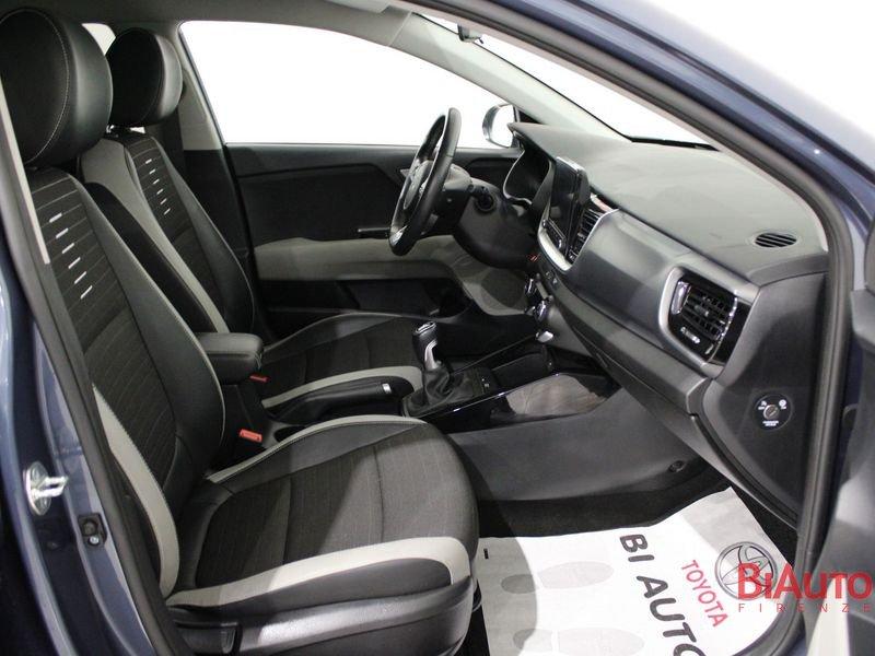 KIA Stonic Stonic 1.0 T-GDi 100 CV MHEV MT Black Edition
