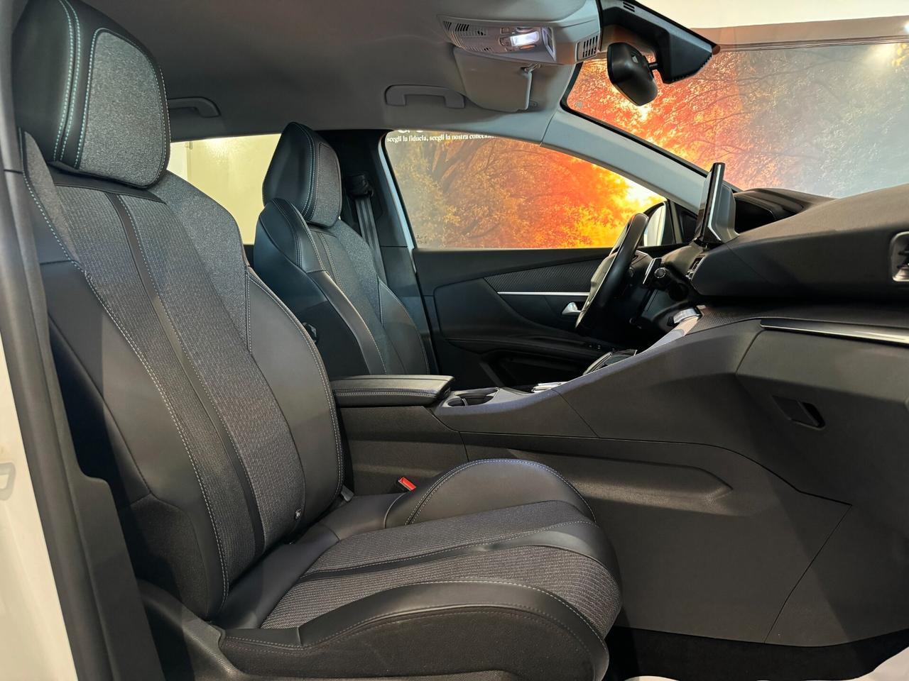 PEUGEOT 3008 1.5 BLUEHDI EAT8 ALLURE PACK 2022