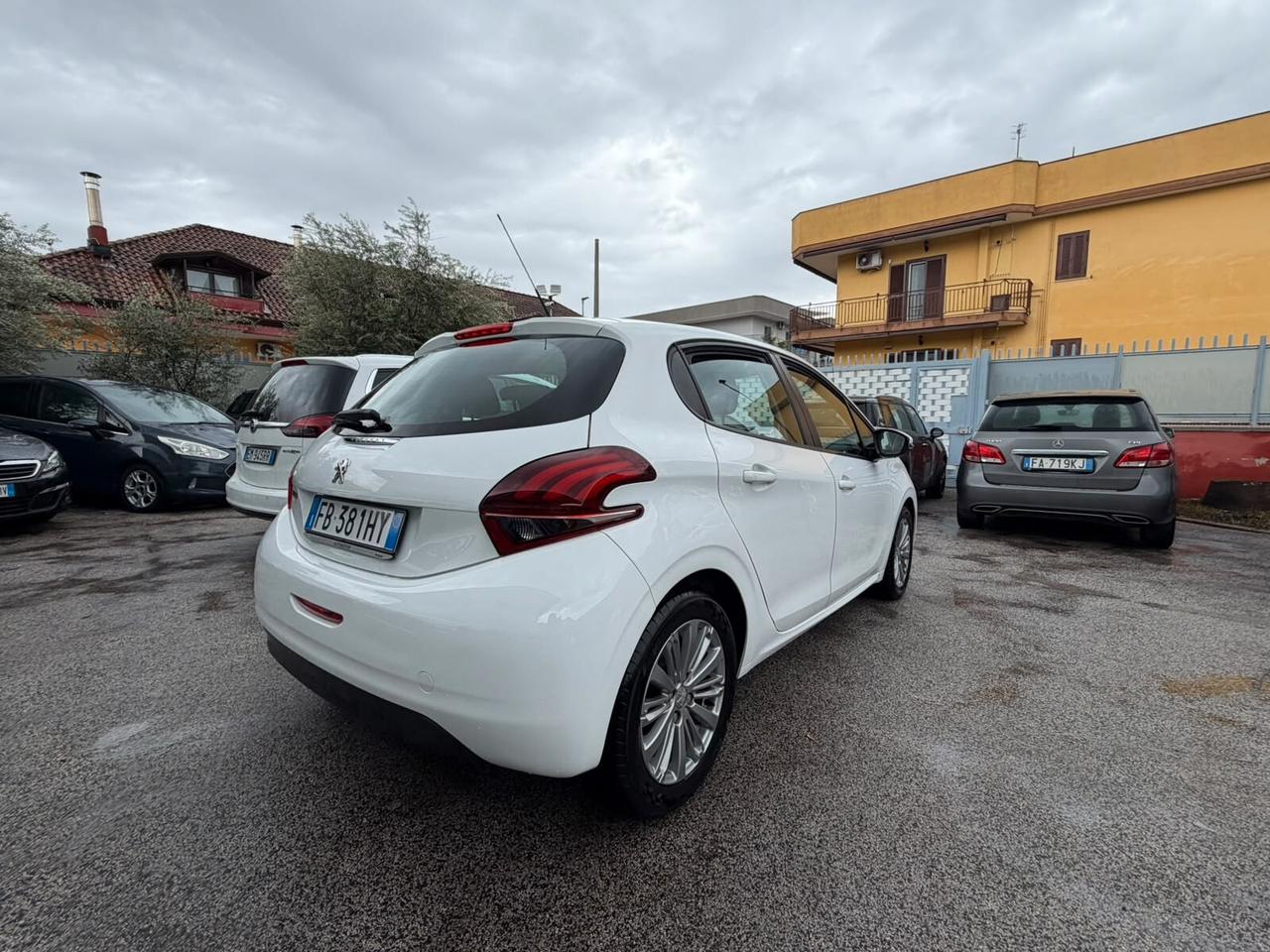 Peugeot 208 PureTech 82 5 porte Active